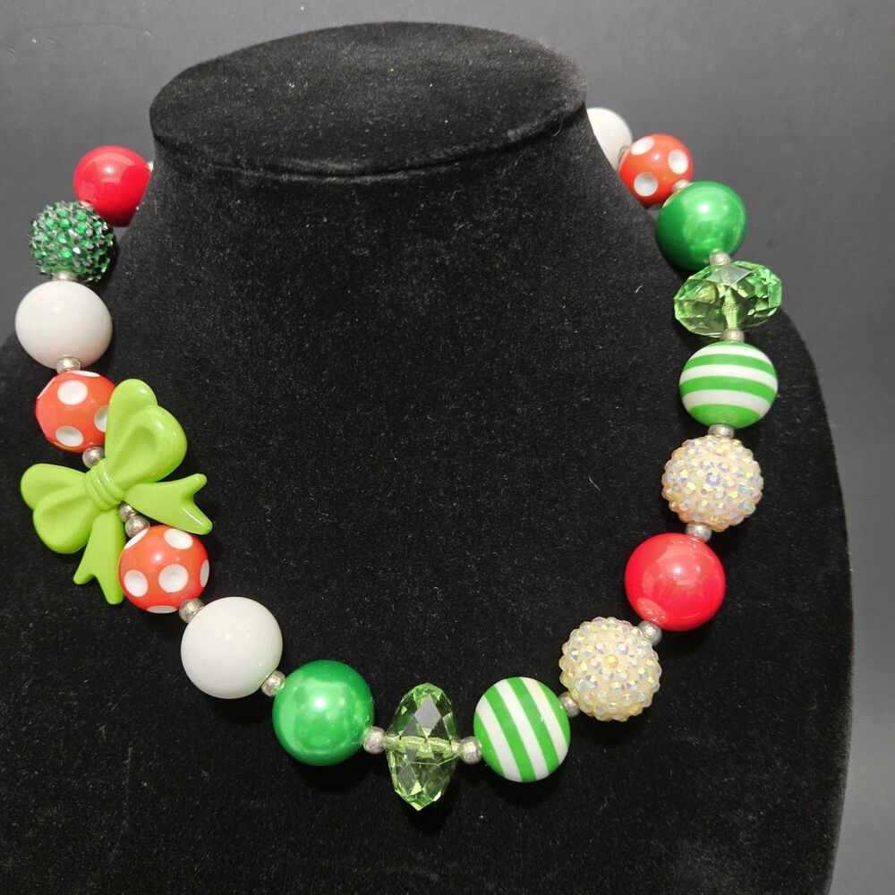 18" Red Green White Beaded Necklace Festive Christmas Holiday Statement Jewelry